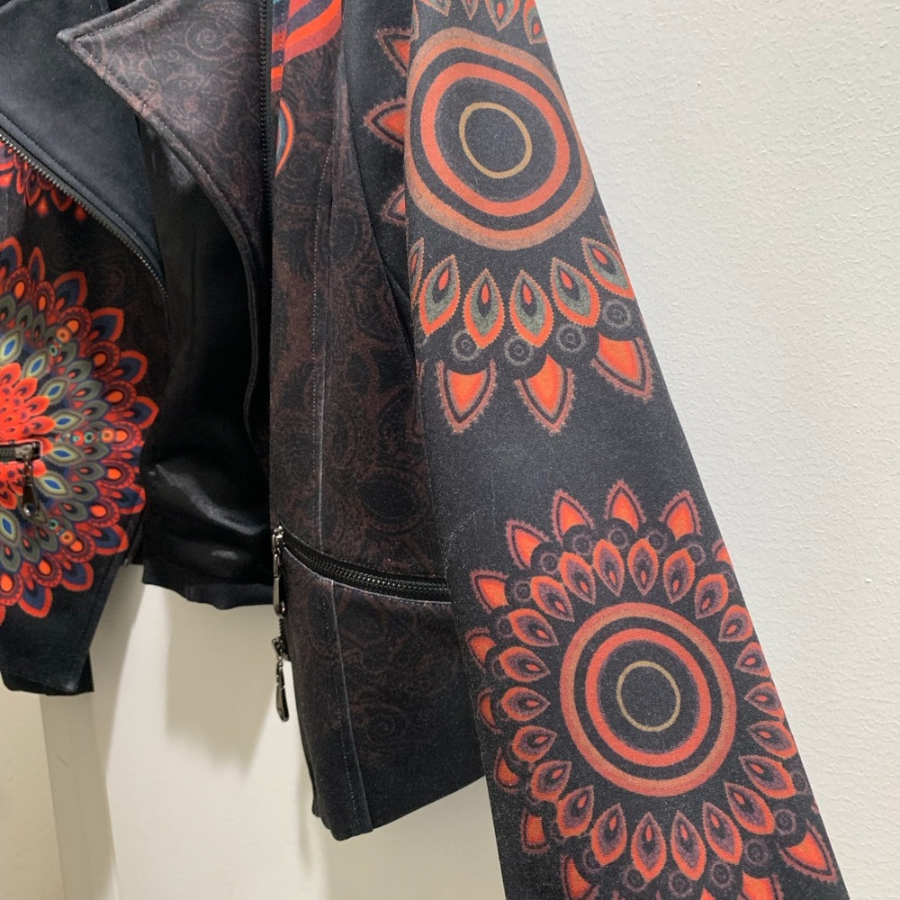 Ravel Women's Black Blazer with Red and Blue medallion print - Picture 7 of 16